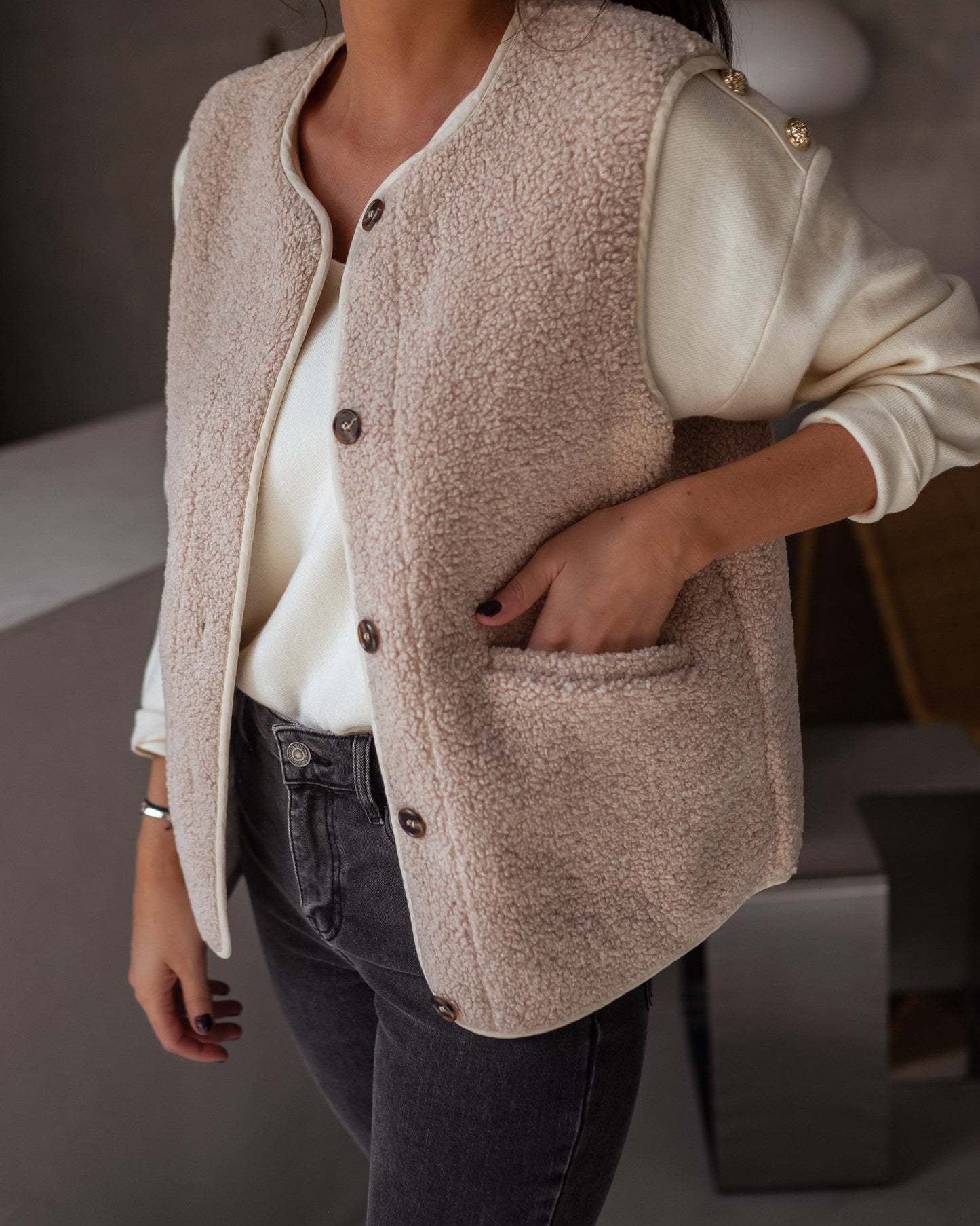 Daisy |  Plush Comfort Vest